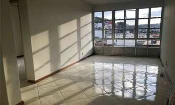 Imagem 2: òtimo apartamento de 3 quartos sendo um suite ao lado do Museu Mariano Procópio, proximo a