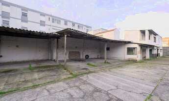 Imagem 4: Terreno para locação com estrutura completa para estacionamento, moradia e poço artesiano