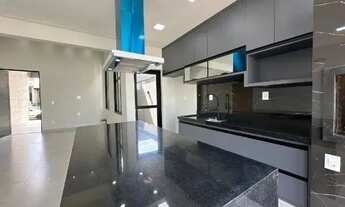 Imagem 2: JULIA) casa lindíssima