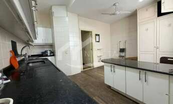 Imagem 12: Maravilhoso imóvel na Av. Atlântica com acesso também pela Rua Domingos Ferreira. Conforto