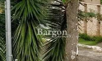 Imagem 4: Casa triplex com 3 quartos sendo 2 suítes e 4 vagas de garagems a venda em Condomínio Fech