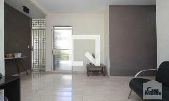 Imagem: Casa à Venda - Ouro Preto, 3 Quartos, 300