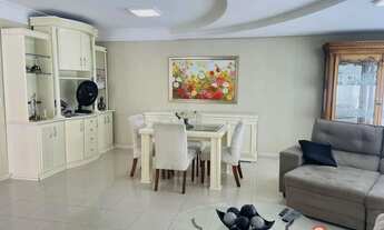 Imagem 5: Apto de Alto Padrão, 3 Suítes, 2 Vagas à venda 2.200.000 e temporada 1.800,00