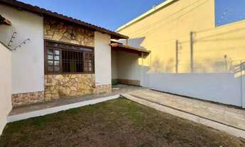 Imagem: CASA GEMINADA INDEPEND. 4 QUARTOS CASTELO