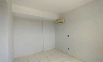 Imagem 6: Apartamento para aluguel no Condomínio Vite Angelim possui 55 metros quadrados com 2 quart