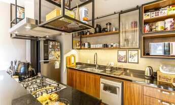 Imagem 6: Exclusividade e Conforto: Casa 155m² em Condomínio de Alto Padrão com Lareira e Churrasque