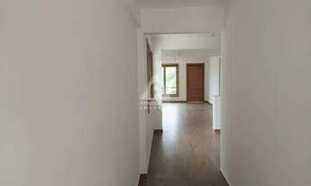 Imagem 7: Casa triplex/ primeira locação, varandão, salão, com 3 quartos, suíte e estacionamento cob