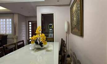 Imagem: Imóvel para venda tem 220 metros quadrados