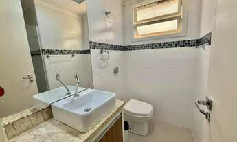 Imagem 5: Oportunidade com sacada de frente para a rua!