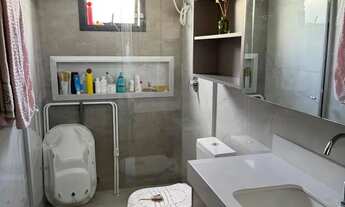 Imagem 2: Casa em condomínio fechado semi-mobiliado com armários planejados e 3 suítes 2 vagas de ga