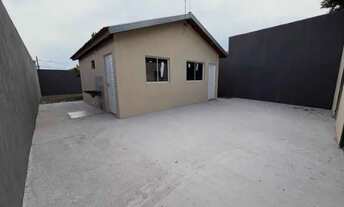 Imagem 6: Casa em Santa Cruz com quintal grande