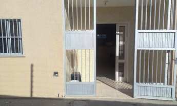 Imagem: Apartamento térreo sem mobília na praia