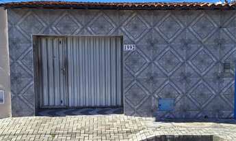 Imagem: CASA Á VENDA BEM LOCALIZADA