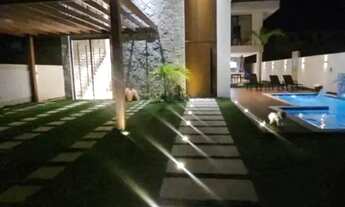 Imagem 2: Casa para Venda em Camaçari, Guarajuba (Monte Gordo), 7 dormitórios, 7 suítes, 9 banheiros