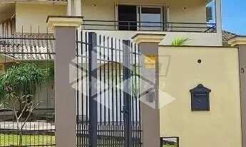 Imagem 2: Casa de alto padrão, com amplo terreno no bairro Rui Barbosa