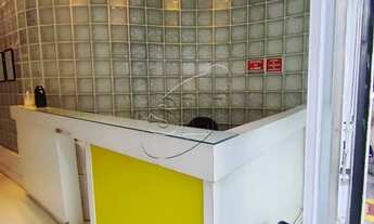 Imagem 4: Sala comercial com 110 m², localizada no 3º andar, com vista direta rua Augusta