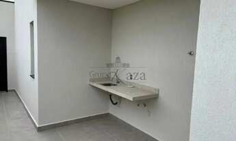 Imagem 2: Imóvel para aluguel e venda tem 170 metros quadrados com 3 quartos