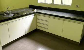 Imagem: Vendo Casa recém reformada