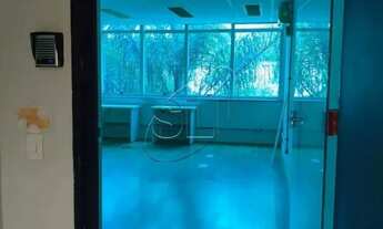 Imagem 6: Sala comercial com 110 m², localizada no 3º andar, com vista direta rua Augusta