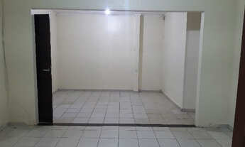 Imagem 6: Casa com Piscina e Arborizada