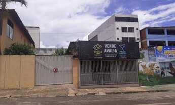 Imagem: Casa básica com 2 quartos uma loja no