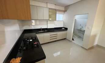 Imagem 5: Apartamento para Locação em Guanambi, Sandoval Moraes, 3 dormitórios, 1 suíte, 2 banheiros