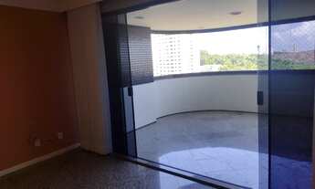 Imagem 4: Apartamento para aluguel possui 190 metros quadrados com 4 quartos em Candeal - Salvador