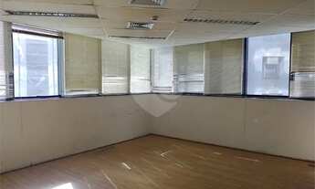 Imagem 4: CONJUNTO COMERCIAL em ÓTIMA LOCALIZAÇÃO!