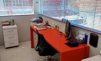 Imagem 3: Casa para venda tem 182 metros quadrados com 3 quartos em Parque dos Camargos - Barueri