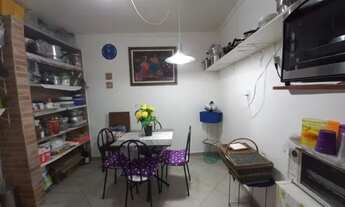 Imagem 4: Casa com 4 dormitórios incluindo empregada + 4 banheiros incluindo uma suíte modelo sobrad