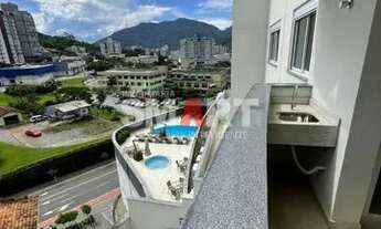 Imagem: Apartamento no centro com piscina e espaço