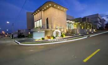 Imagem 2: Casa 04 Suítes no Condomínio Grand Trianon à Venda - R$ 2.300.000 - Anápolis/GO