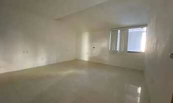 Imagem 5: Casa duplex para alugar em Candeias com 04 quartos sendo 01 Suíte!