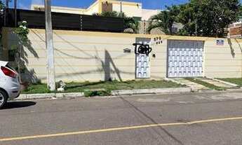 Imagem 2: Casa para venda possui 600 metros quadrados com 4 quartos em Atalaia - Aracaju - SE