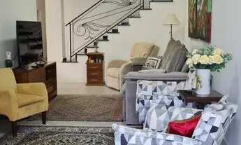 Imagem 7: Sobrado para aluguel e venda tem 256 metros quadrados com 4 quartos em Centro - Taubaté