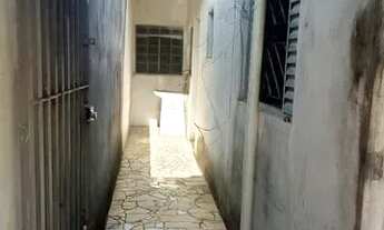 Imagem 2: Casa em franco da rocha onibus na porta