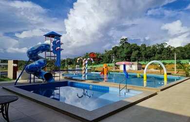 Imagem 3: Casa térrea no Laqua Residence com 2 suítes + Escritório Espaço Gourmet c Piscina