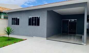 Imagem 1: Alugo casa, 3 quartos, no Centro de Formosa/GO