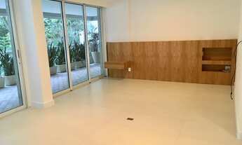 Imagem 2: Apartamento para aluguel possui 220 metros quadrados com 3 quartos em Leblon - Rio de Jane