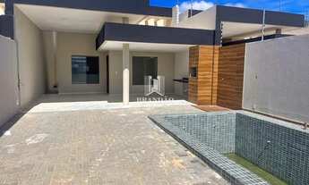 Imagem: A casa de Praia da sua família - Praia