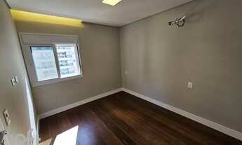 Imagem 2: Apartamento à venda em Aclimação com 220 m², 4 quartos, 2 suítes, 3 vagas