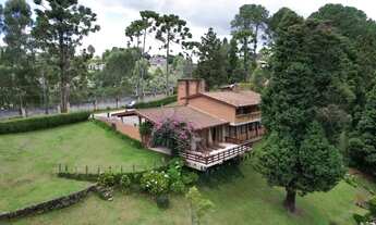 Imagem: Casa com terreno grande a venda em Campos