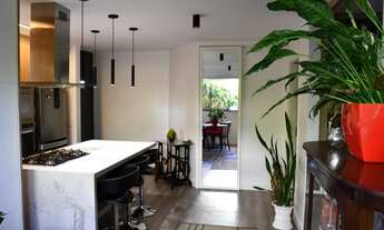 Imagem 4: SQN 402 Maravilhoso Apartamento de 2 q, Reformadissimo, cozinha gourmet com 2 banheiros