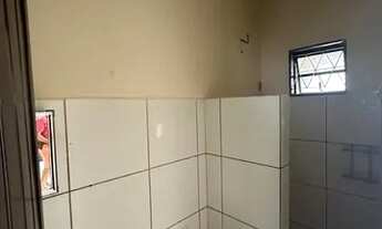 Imagem 3: Aluga-se kitnet Casa com 2 dormitórios