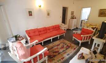 Imagem 2: Pitangueiras quadra da praia - 3 dorms com 4º dorm. opcional (Dep. Empregada), sacada - 3