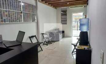 Imagem 3: Galpão/Depósito/Armazém para aluguel possui 165 metros quadrados no bairro Vila Ipiranga