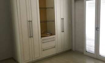 Imagem 5: Casa de condomínio para aluguel tem 510 metros quadrados com 4 quartos