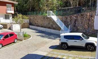 Imagem 4: Casa de 3 dormitórios (1 suítes) e 2 vagas de garagem no bairro Sambaqui, em Florianópolis
