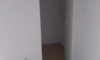 Imagem 5: AV. GETÚLIO VARGAS, SALA COMERCIAL C/ BANH. APROX. 30M2. R$ 400,00. + TAXAS
