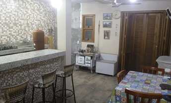 Imagem: Casa para Venda - 120m², 5 dormitórios